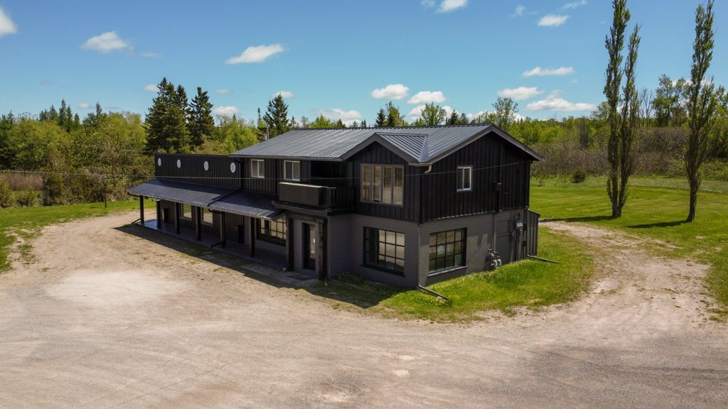 506206 Highway 89, Mono, ON à vendre Photo du bâtiment- Image 1 de 16
