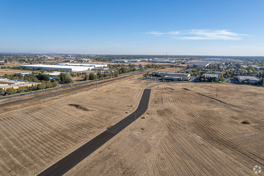 Winding Creek Way, Roseville, CA for lease - Aerial - Image 2 of 5