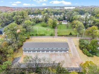 Plus de détails pour 329 Cedar Ct, Clarksville, TN - Multi-résidentiel à vendre