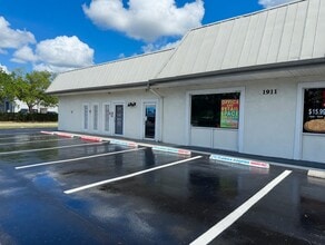 5701 Houchin St, Naples, FL for lease Interior Photo- Image 2 of 6
