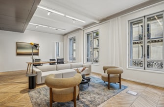 254 Boulevard Saint-Germain, Paris for lease Interior Photo- Image 1 of 3