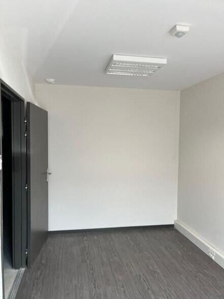 10 Rue Issac Newton, Plaisance-du-Touch à louer - Photo du bâtiment - Image 3 de 14