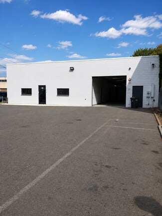Plus de détails pour 20 Crescent St, Stamford, CT - Industriel à vendre