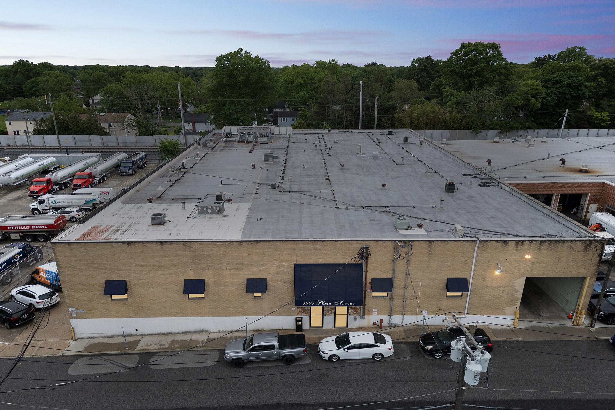 1804 Plaza Ave, New Hyde Park, NY for lease Building Photo- Image 1 of 14