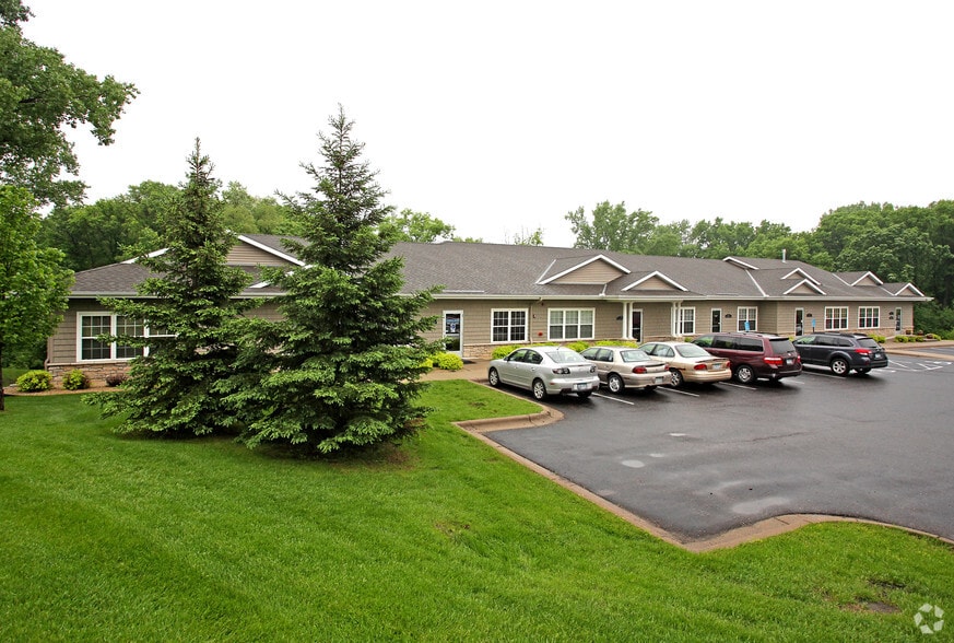 3820 N Cleveland Ave N, Arden Hills, MN for sale - Building Photo - Image 3 of 14