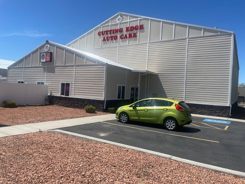 405 N 1000 W, Clearfield, UT à vendre - Photo du bâtiment - Image 1 de 14