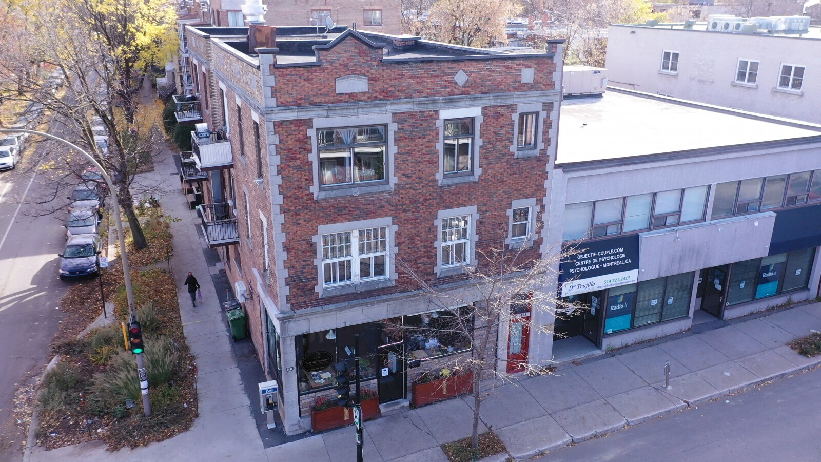 1492 Rue Bélanger, Montréal, QC for sale Primary Photo- Image 1 of 1