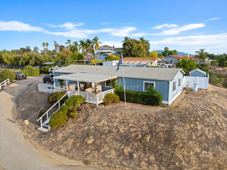 25210 Catalina St, Murrieta, CA à vendre - Photo du bâtiment - Image 1 de 14