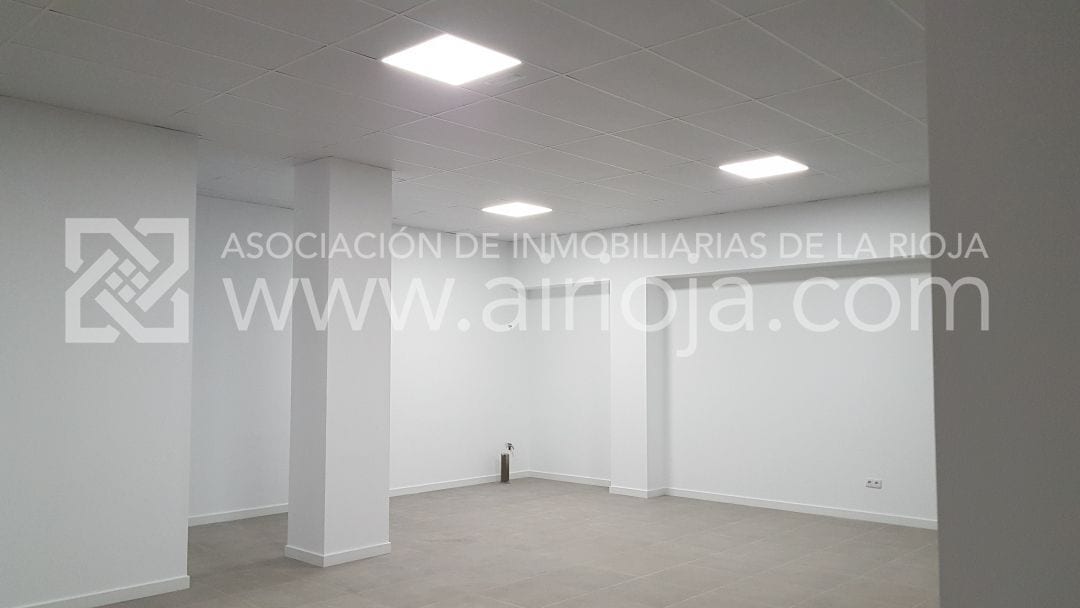 Retail in Logroño, La Rioja for lease Interior Photo- Image 1 of 4