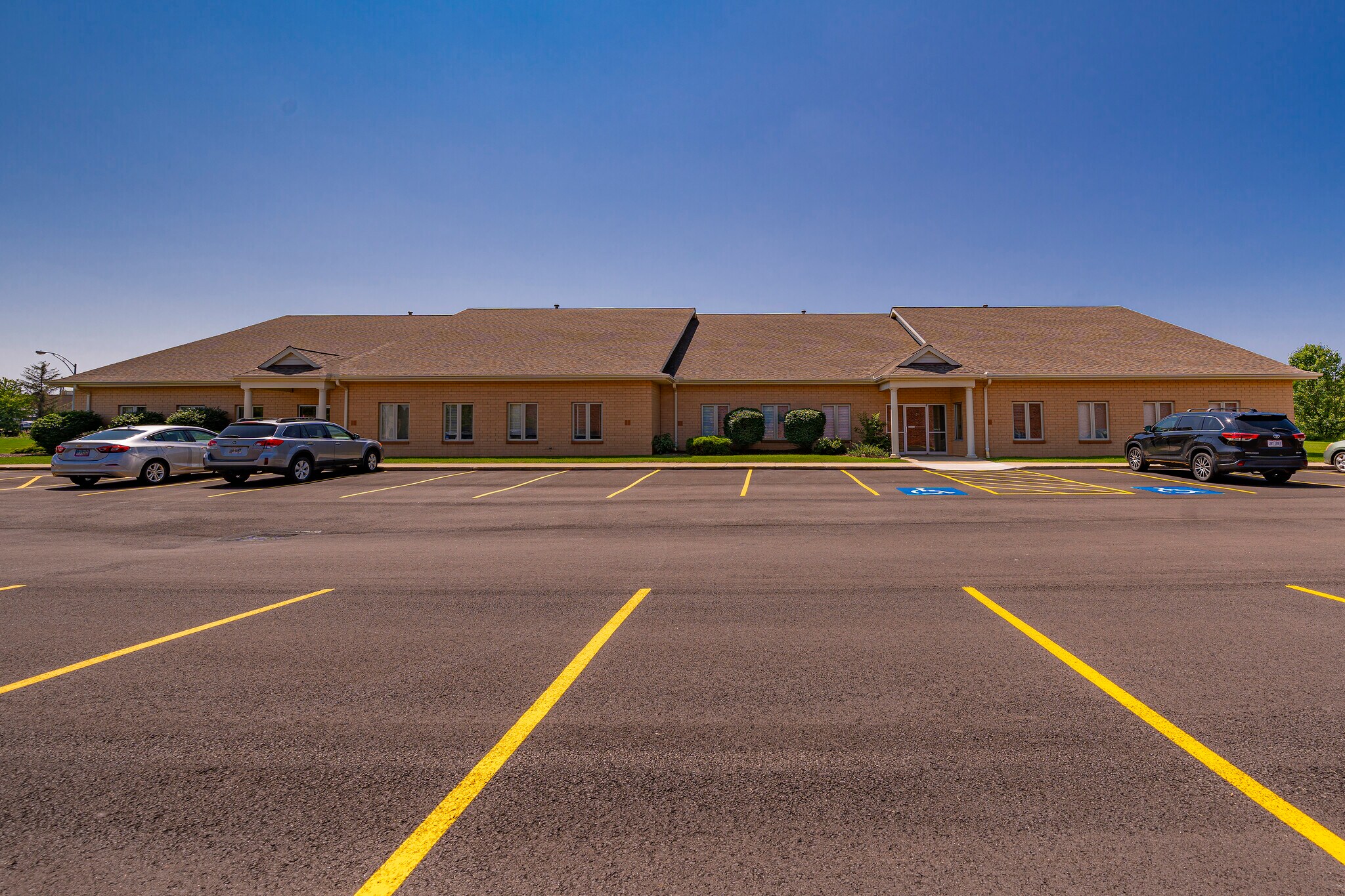 30285 Bruce Industrial Pky, Solon, OH for lease Building Photo- Image 1 of 3