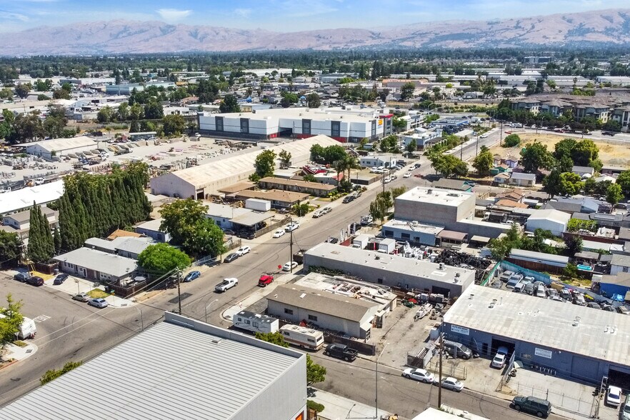 502 Horning St, San Jose, CA à vendre - Photo du bâtiment - Image 3 de 18