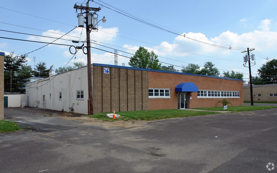 7300 N Crescent Blvd, Pennsauken, NJ for lease - Building Photo - Image 2 of 39