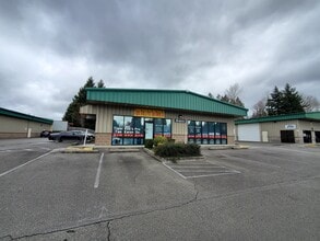 13909 Meridian Ave E, Puyallup, WA à louer Photo du bâtiment- Image 1 de 10