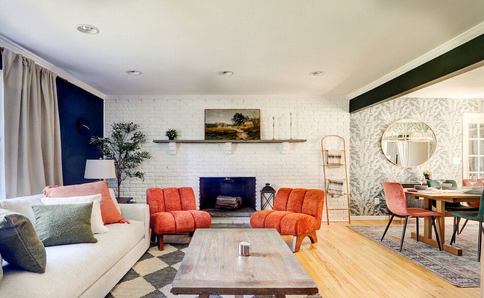 200 Harry Wells Rd, Saugerties, NY for sale - Interior Photo - Image 3 of 20