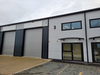 Plus de détails pour 1-5 Axus Close, Biggleswade - Industriel à louer