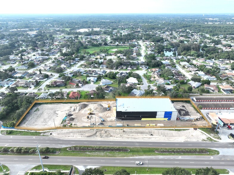 7728 Ridge Rd, Port Richey, FL à vendre - Photo du bâtiment - Image 3 de 15