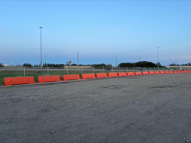 More details for 11010 Winterburn Rd NW, Edmonton, AB - Land for Lease