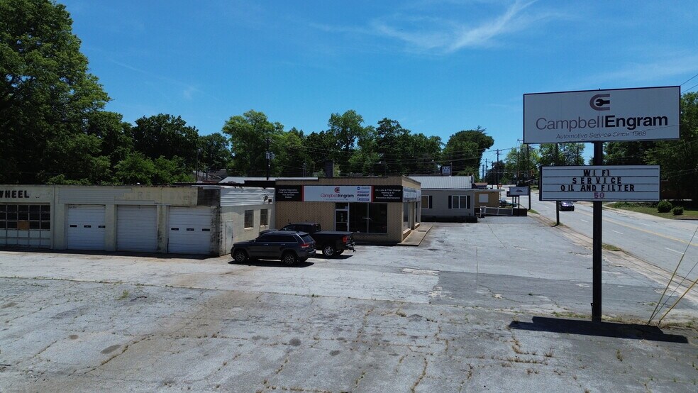 903 S Main St, Anderson, SC à vendre - Photo du bâtiment - Image 3 de 4