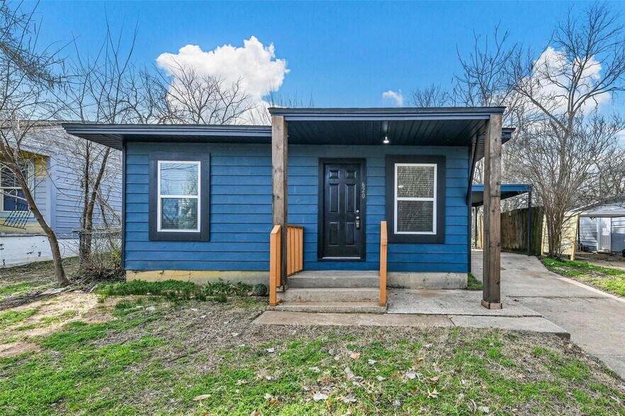 620 E Gandy St, Denison, TX à vendre - Photo principale - Image 1 de 1