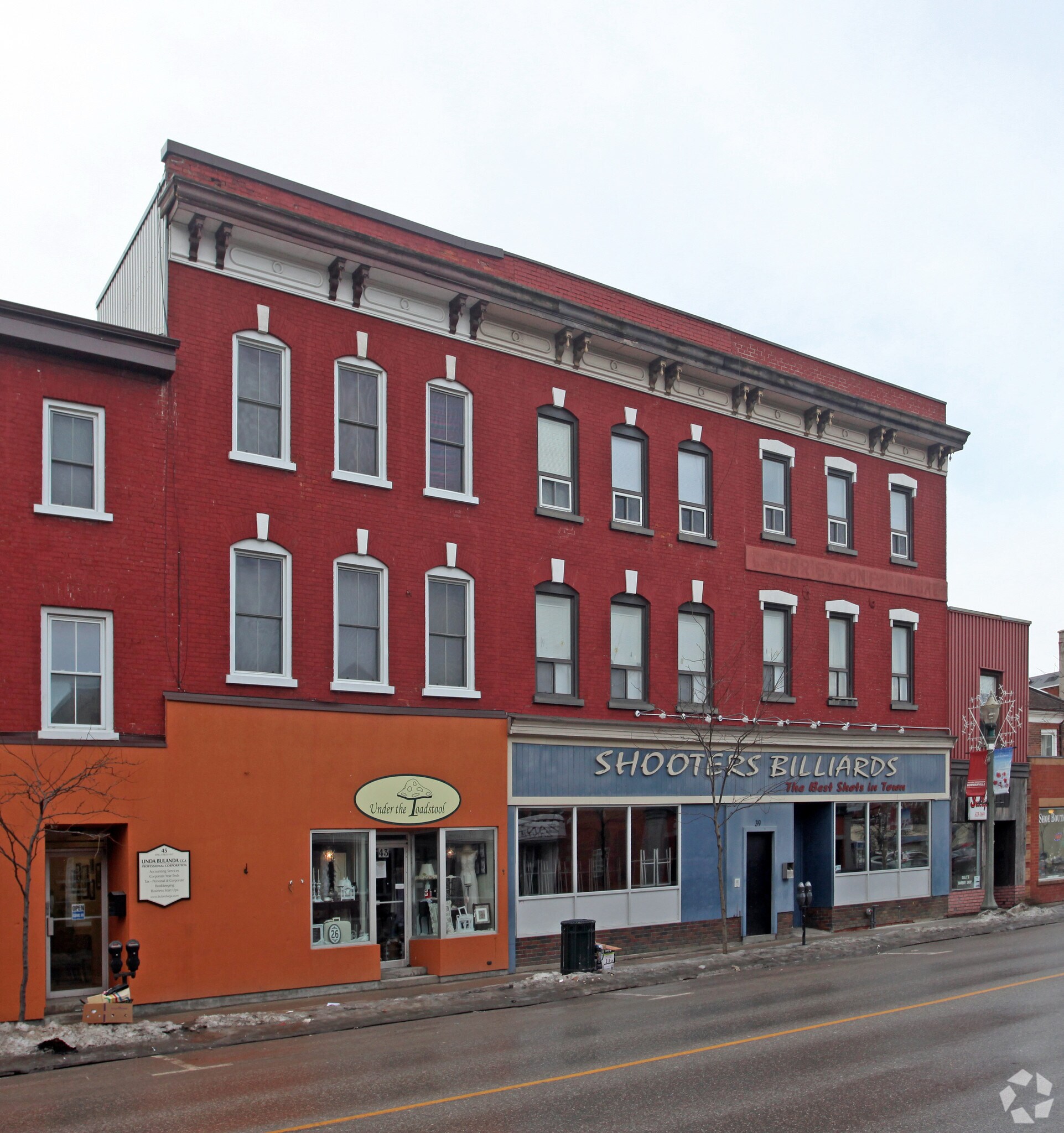 37-39 King Av E, Newcastle, ON for lease Primary Photo- Image 1 of 5