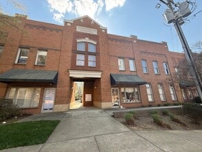 211 W Matthews St, Matthews, NC for lease Interior Photo- Image 1 of 13