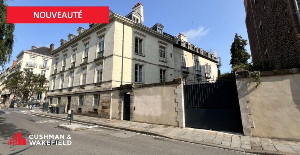 Office in Rennes for lease - Building Photo - Image 1 of 10