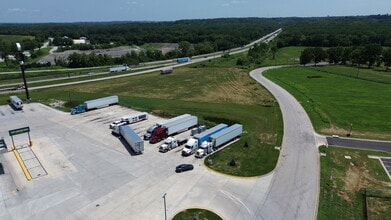 Hwy 371 & Tracy Dr, Tracy, MO - AERIAL  map view - Image1