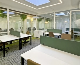 40 Rue Sébastien Mercier, Paris for lease Interior Photo- Image 2 of 9