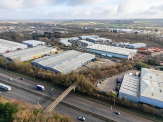 Plus de détails pour Ravens Way, Northampton - Industriel à louer