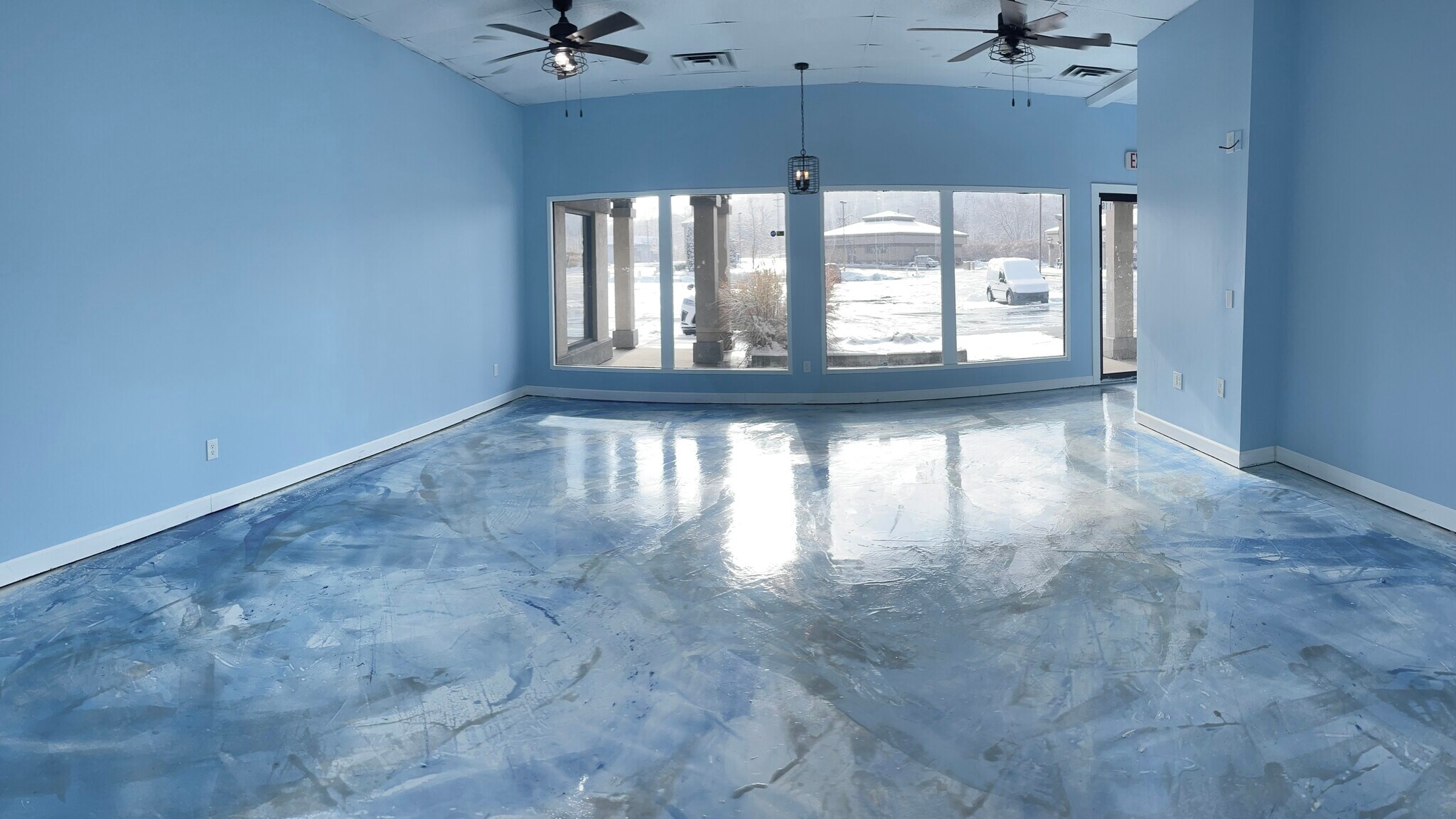 1562 Akron Peninsula Rd, Akron, OH à louer Photo du bâtiment- Image 1 de 7