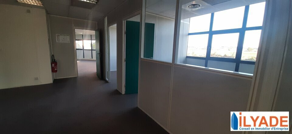 Espace Wagner, Aix-en-Provence for lease - Interior Photo - Image 2 of 6