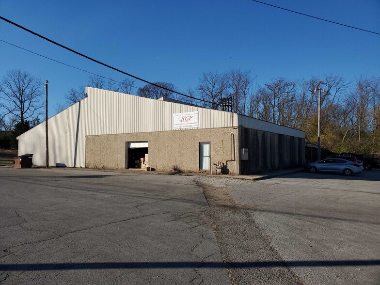 4714 National Rd E, Richmond, IN à vendre - Photo du bâtiment - Image 2 de 6