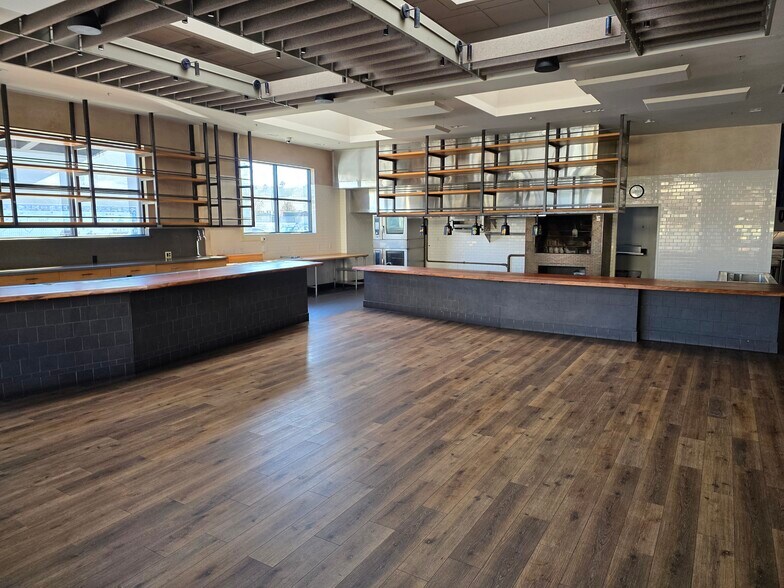 765 Cedar St, Santa Cruz, CA à louer - Photo du bâtiment - Image 2 de 10