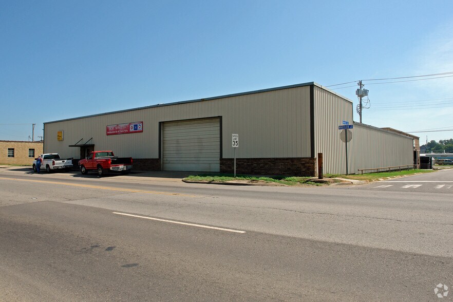 319 Wheeler Ave, Fort Smith, AR for sale - Building Photo - Image 2 of 8
