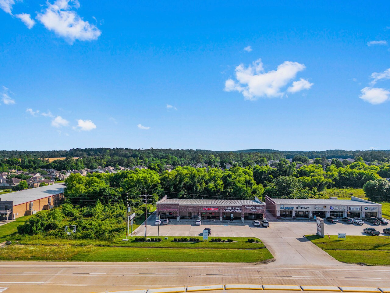 18441 Highway 105 W, Montgomery, TX for lease Building Photo- Image 1 of 11