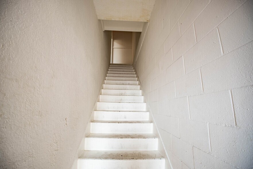 5338 Vineland Ave, North Hollywood, CA à louer - Photo intérieure - Image 3 de 20