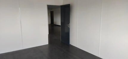 Flex in Herblay-sur-Seine for lease Interior Photo- Image 1 of 14