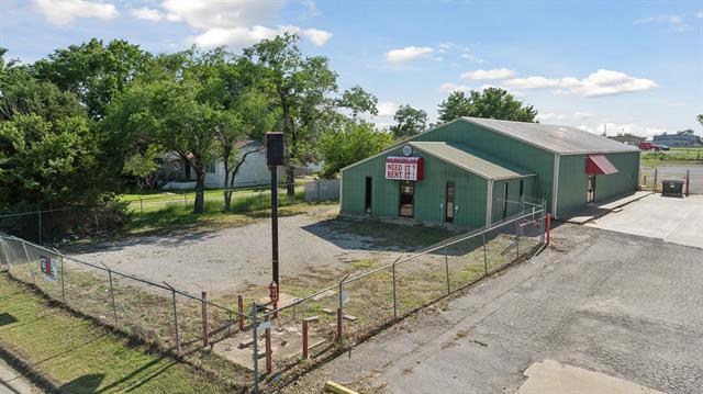 104 N Lombard Ln, Skiatook, OK for sale - Building Photo - Image 2 of 26