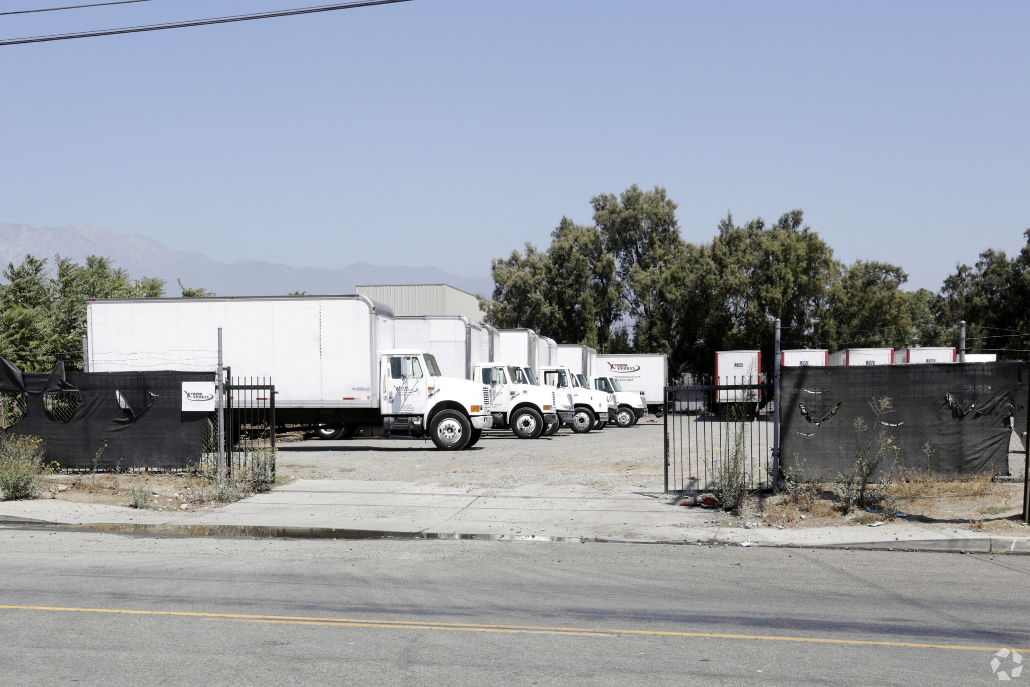 8676 Live Oak Ave, Fontana, CA for lease Building Photo- Image 1 of 8