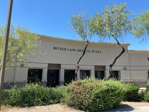 8896 E Becker Ln, Scottsdale, AZ for lease Interior Photo- Image 1 of 1