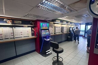 Plus de détails pour 10 Station Rd, Colwyn Bay - Commerce de détail à vendre