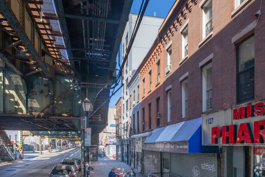 1119 Broadway, Brooklyn, NY for sale - Building Photo - Image 3 of 11