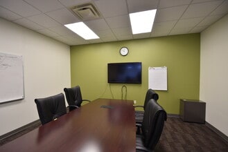 2000 S 44th St, Fargo, ND for lease Interior Photo- Image 2 of 9