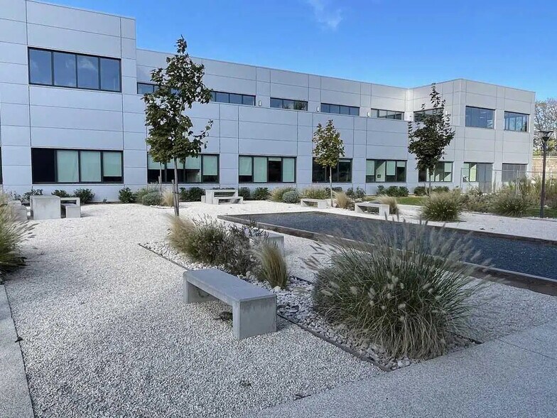 23-31 Rue Saint Jean De Dieu, Lyon for lease - Building Photo - Image 1 of 29