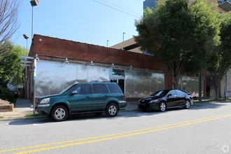 330 W Hargett St, Raleigh, NC à louer Photo du bâtiment- Image 1 de 11
