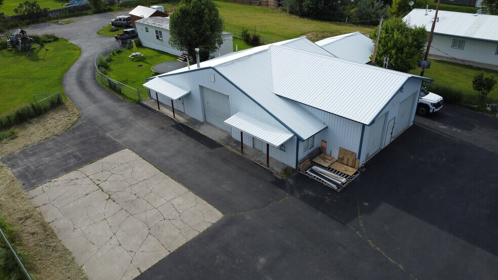 396 Willow Glen Dr, Kalispell, MT à louer - Photo du bâtiment - Image 3 de 12