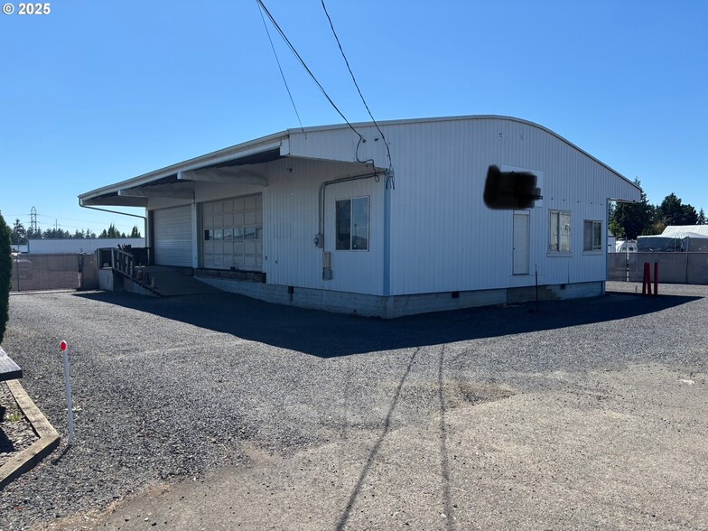 1466 NE Lafayette Ave, Mcminnville, OR for lease - Primary Photo - Image 1 of 2
