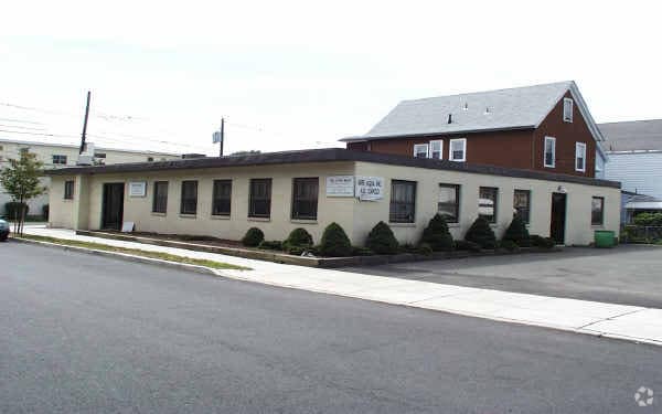 Clifton, Clifton, NJ for sale - Primary Photo - Image 1 of 2