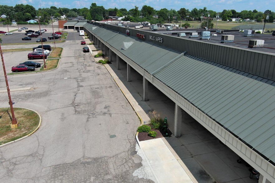 415-659 S Breiel Blvd, Middletown, OH à vendre - Photo du bâtiment - Image 2 de 6