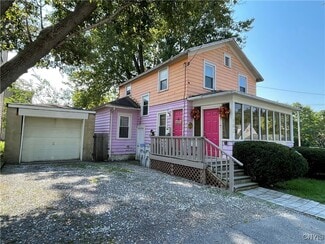 More details for 102 W Elm St, Fayetteville, NY - Retail for Sale